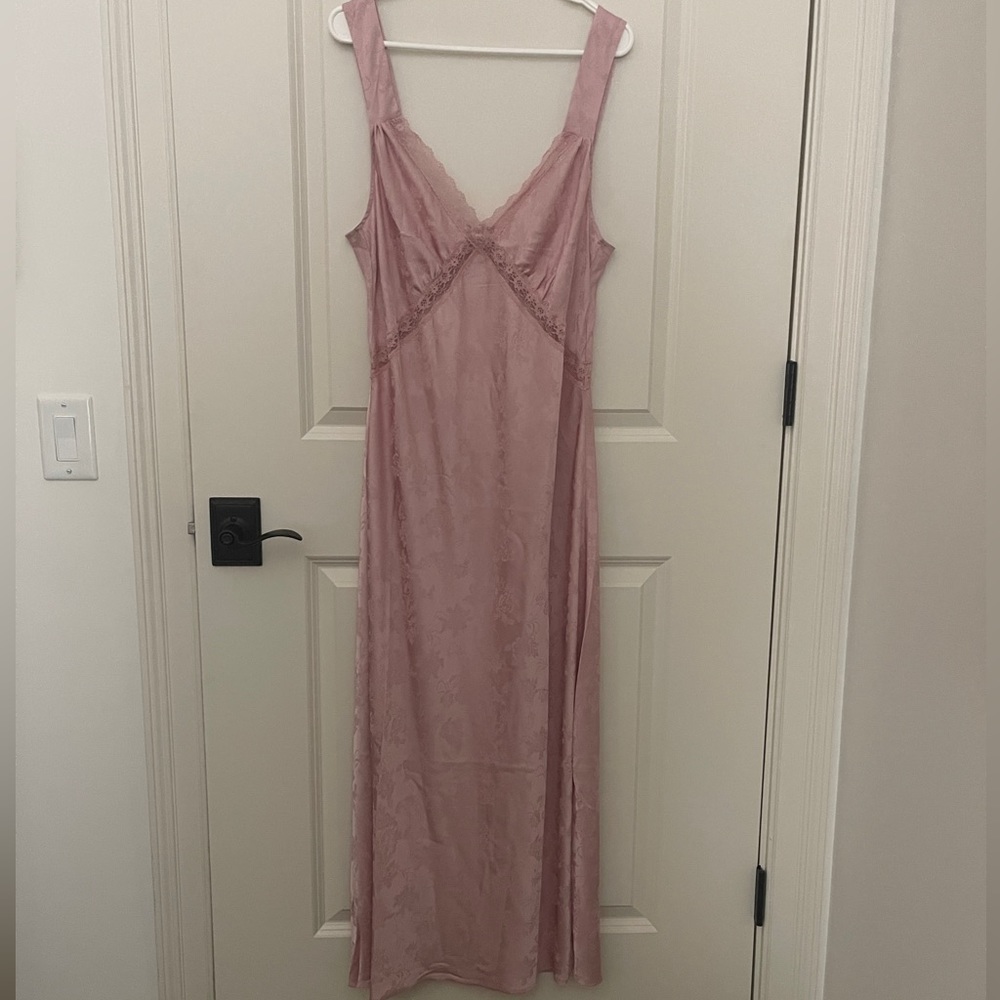 Pink Floral Lace Reformation Dress, never worn!
